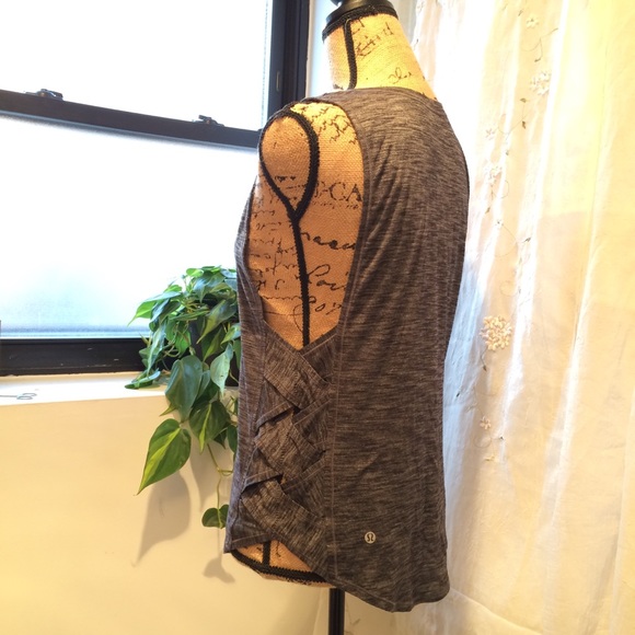 lululemon athletica Tops - {Lululemon} Var-City Muscle Tank